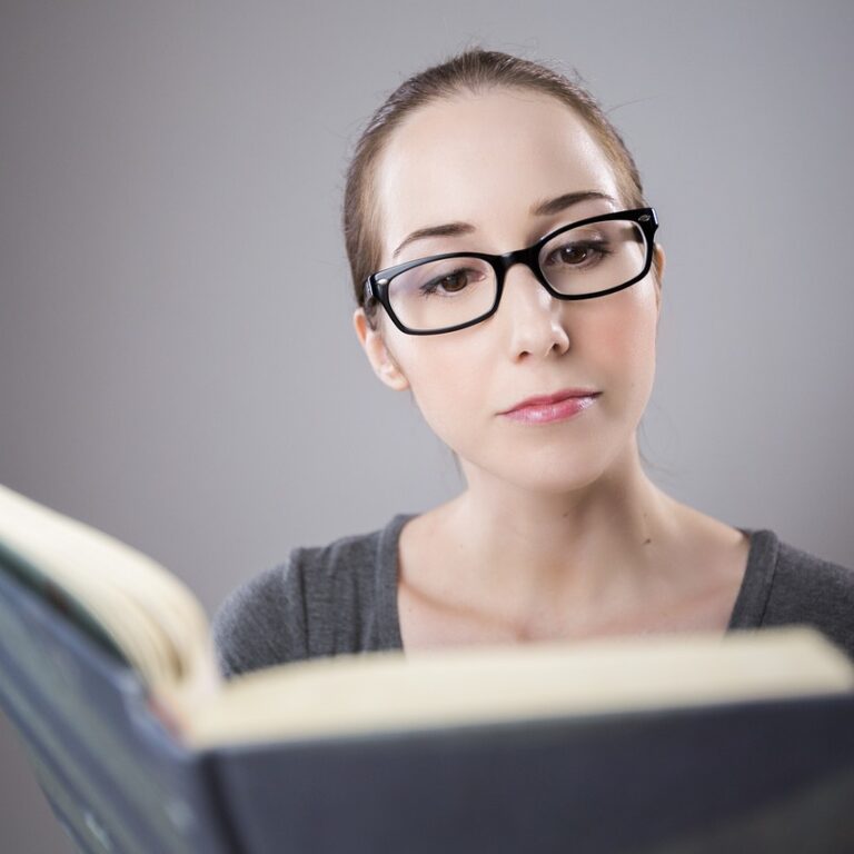 book, read, woman-841171.jpg